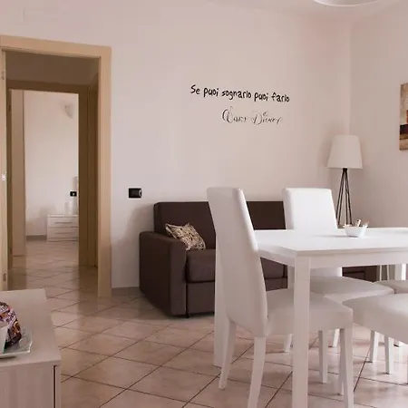Ξενοδοχείο με διαμερίσματα Hq Milano - Smart Cinisello Balsamo