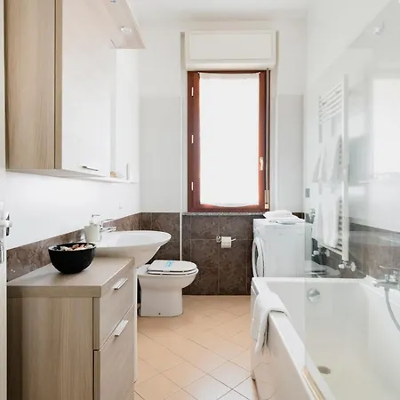 Ξενοδοχείο με διαμερίσματα Hq Milano - Smart Cinisello Balsamo