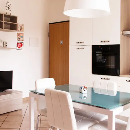Ξενοδοχείο με διαμερίσματα Hq Milano - Smart Cinisello Balsamo