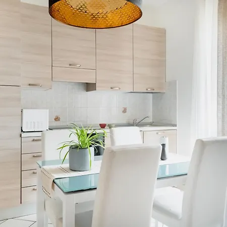 Hq Milano - Smart 2*