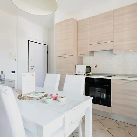 Aparthotel Hq Milano - Smart 2*
