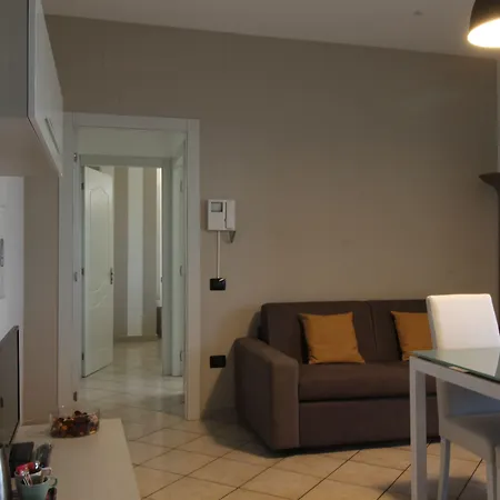 Aparthotel Hq Milano - Smart 3*